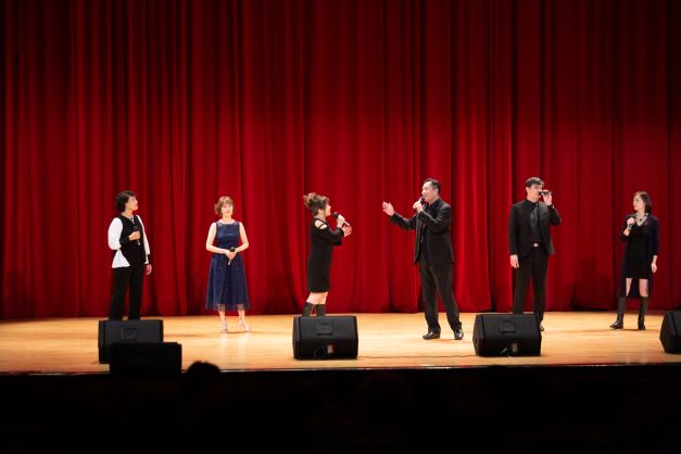 Melody人聲樂團演出